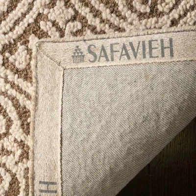 Ameena Rug - Safavieh 4 Ameena Rug - Safavieh - Image 2
