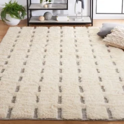 Casablanca CSB705 Hand Woven Area Rug - Safavieh