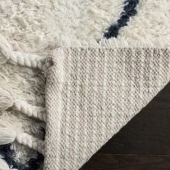 Casablanca CSB726 Hand Tufted Moroccan Area Rug - Safavieh -Home Improvement Store GUEST a71ef35e 2834 4e36 8589 41f3f327e4ec