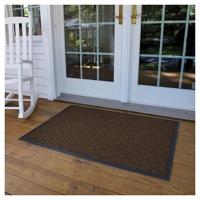 3'x5' Solid Doormat Brown - HomeTrax 3 3'x5' Solid Doormat Brown - HomeTrax