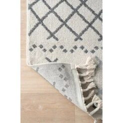 NuLOOM Alara Modern Trellis Tassel Area Rug -Home Improvement Store GUEST b5b150e8 9ed2 4c25 b1e4 07aa8f899c72